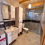 Holiday home Karya Tree House Dalaman
