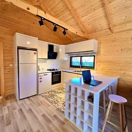 Karya Tree House Vakantiehuis *